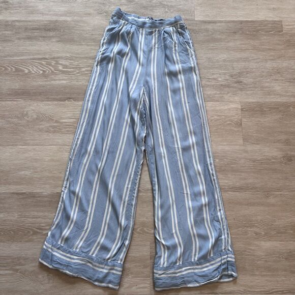 Lulu's Two Piece Coastal Living Blue & White Stripped Set-Size S - Picture 7 of 11